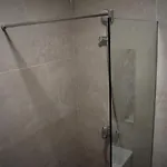 Tam Serviced Shallvaret District Lägenhet Tirana