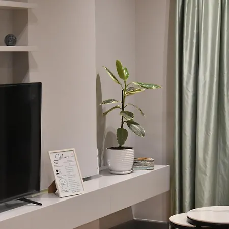 Tam Serviced Shallvaret District Appartamento *