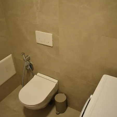 Tam Serviced Shallvaret District Appartement Tirana