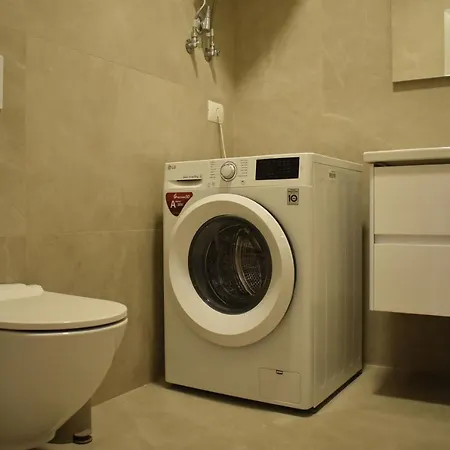 Tam Serviced Shallvaret District * Tirana