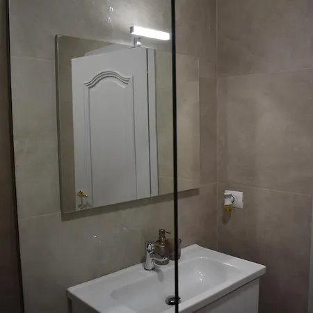 Tam Serviced Shallvaret District Apartmán Tirana