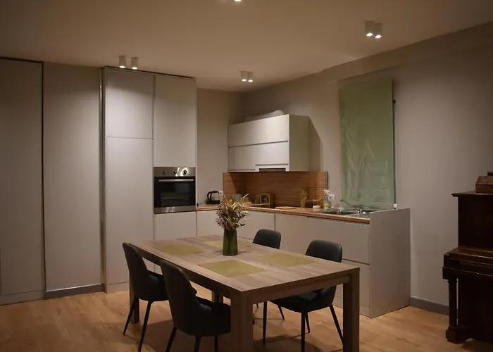 Tam Serviced Shallvaret District Διαμέρισμα *