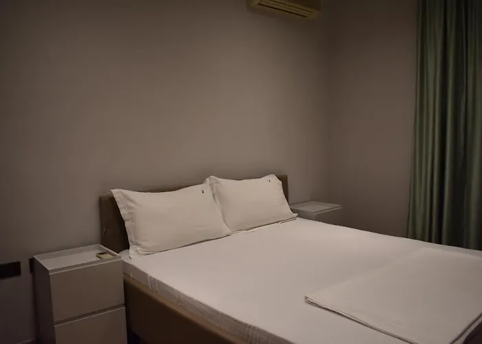 Tam Serviced Shallvaret District * Τίρανα