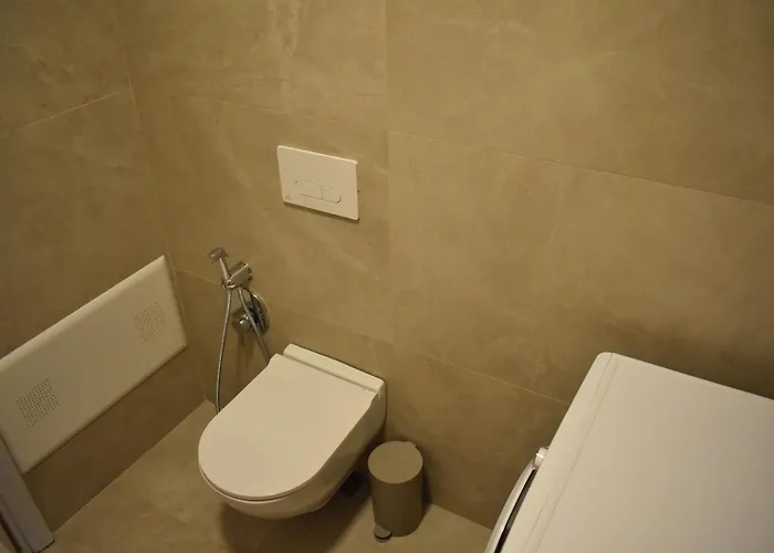 Tam Serviced Shallvaret District Διαμέρισμα Τίρανα