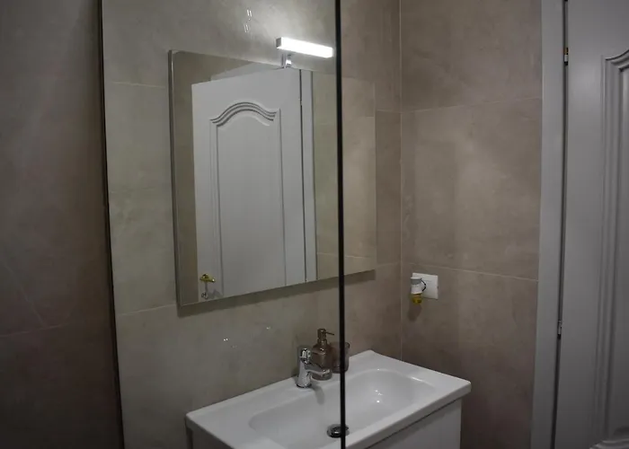 Tam Serviced Shallvaret District Διαμέρισμα Τίρανα